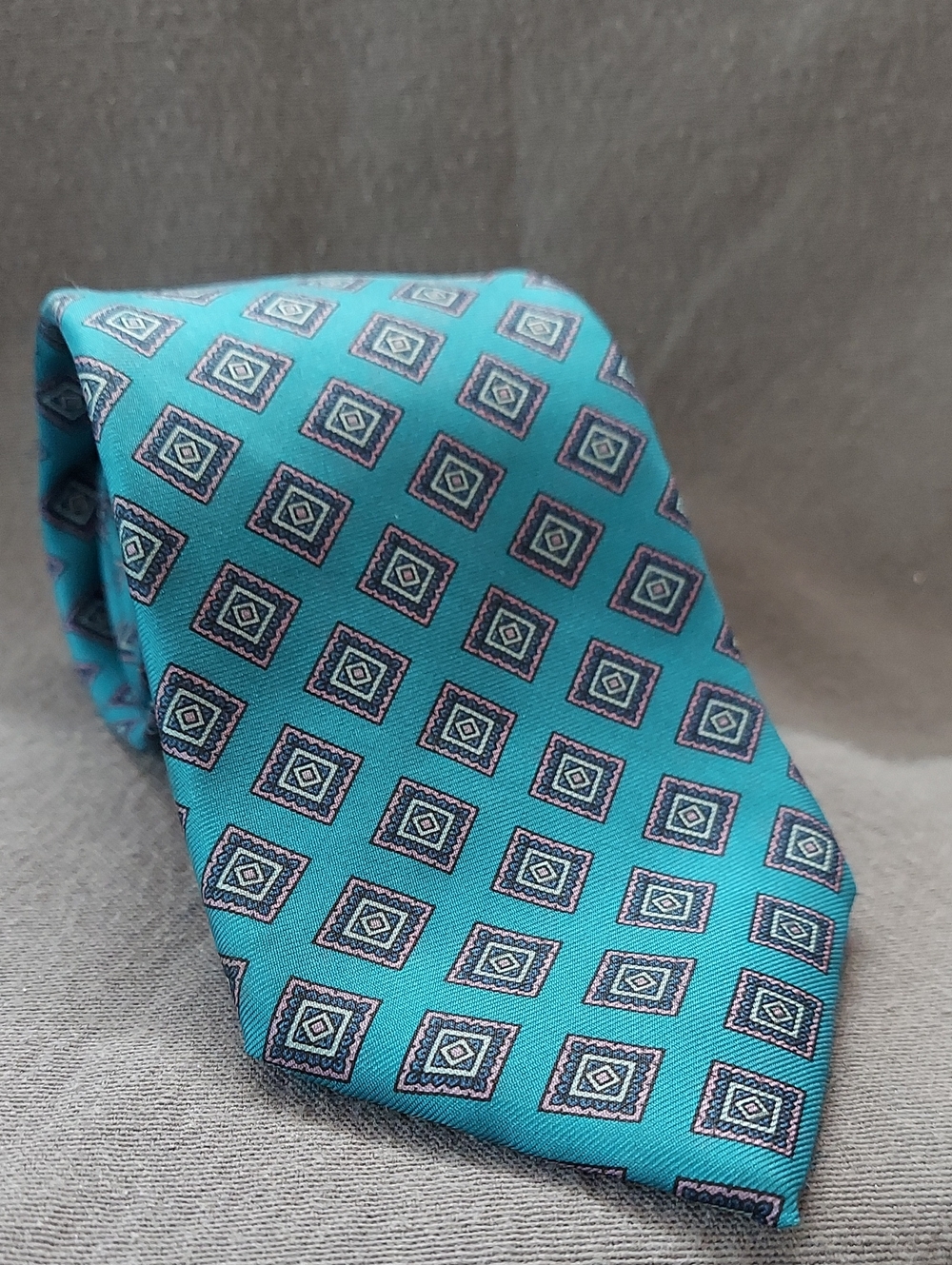 Envoy Men's Teal Geometric 100% Silk Tie - Classic Pattern Made In USA